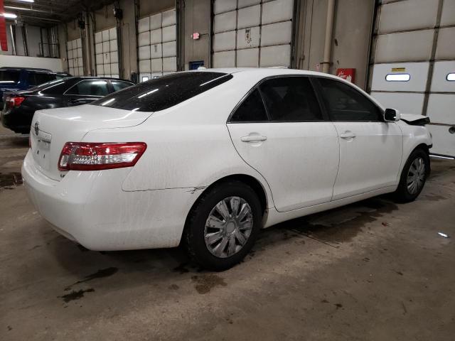 4T1BF3EK0BU647721 - 2011 TOYOTA CAMRY BASE WHITE photo 3