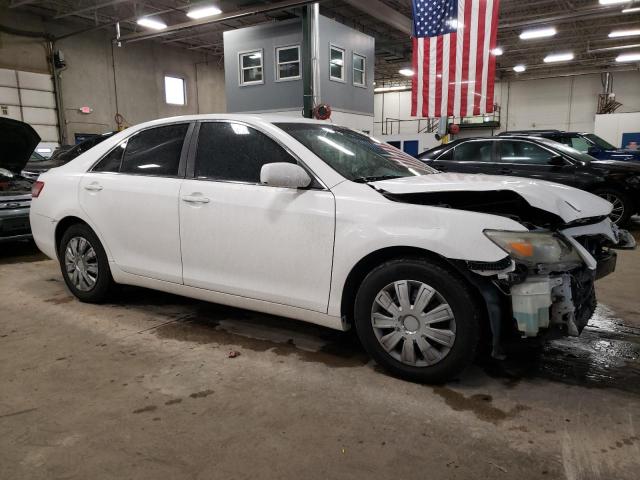 4T1BF3EK0BU647721 - 2011 TOYOTA CAMRY BASE WHITE photo 4