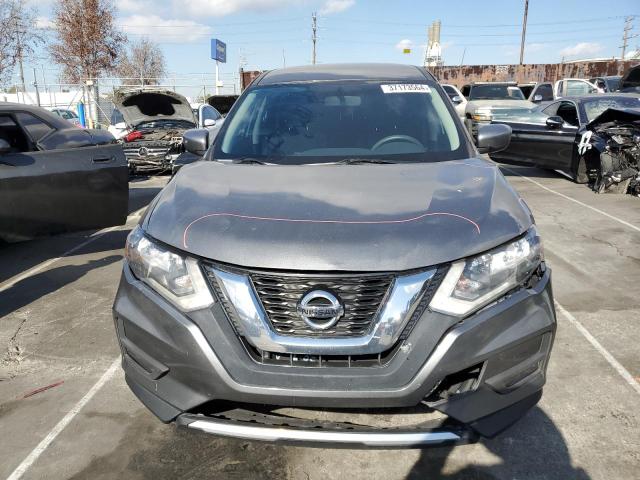 KNMAT2MT6HP544520 - 2017 NISSAN ROGUE S GRAY photo 5