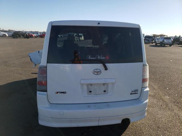 JTLKT334064067770 - 2006 TOYOTA SCION XB WHITE photo 6