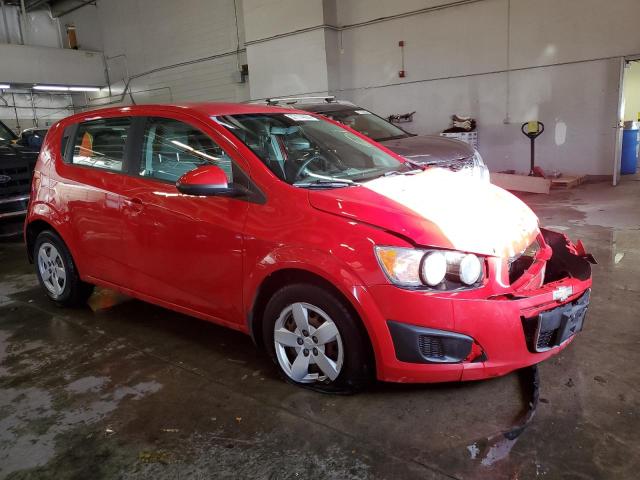 1G1JB6SHXD4179840 - 2013 CHEVROLET SONIC LS 红色 照片 4