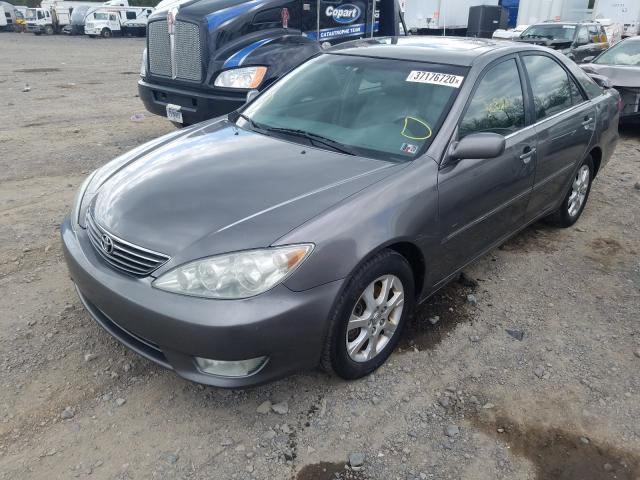 4T1BF30K55U601801 - 2005 TOYOTA CAMRY LE  photo 2