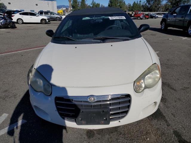 1C3EL75R25N676901 - 2005 CHRYSLER SEBRING GTC WHITE photo 5