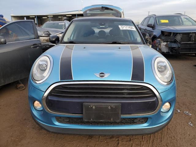 WMWXU1C51G2D08132 - 2016 MINI COOPER BLUE photo 5