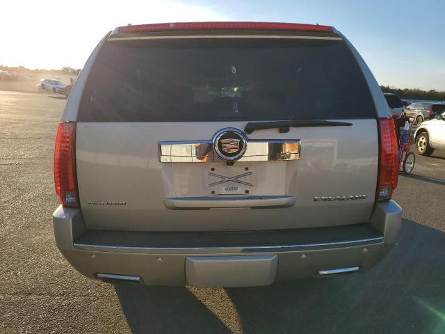 1GYS4KEF0DR127932 - 2013 CADILLAC ESCALADE ESV PLATINUM GOLD photo 6