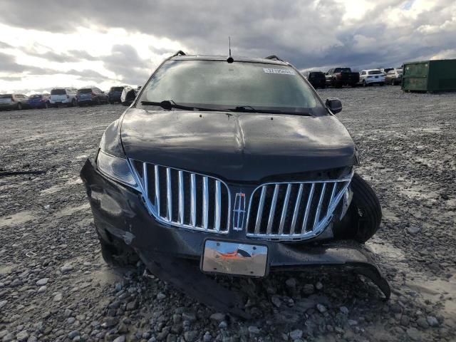 2LMDJ6JK2DBL15856 - 2013 LINCOLN MKX BLACK photo 5