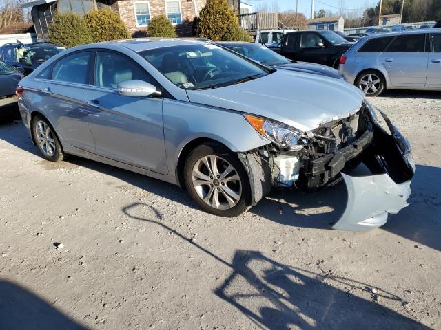 5NPEC4AC1BH211386 - 2011 HYUNDAI SONATA SE SILVER photo 4