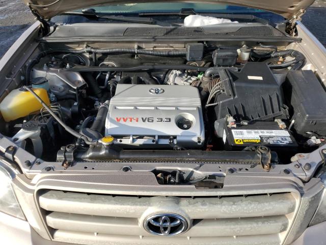 JTEEP21A640021845 - 2004 TOYOTA HIGHLANDER GOLD photo 11