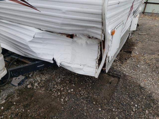 1TC2B142471511675 - 2007 COACH TRAILER WHITE photo 10