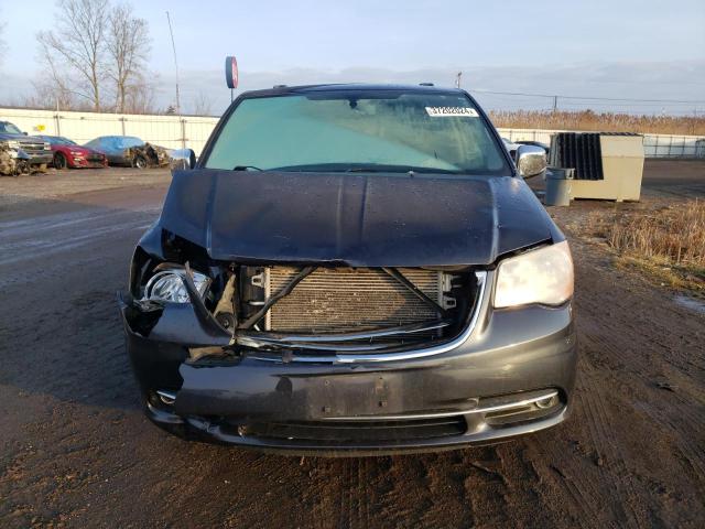 2C4RC1CG1DR621918 - 2013 CHRYSLER TOWN & COU TOURING L GRAY photo 5