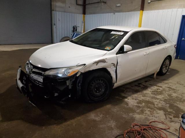 4T4BF1FK4FR506651 - 2015 TOYOTA CAMRY LE WHITE photo 1