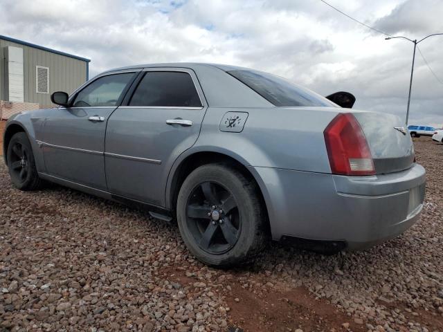 2C3KA43R66H476897 - 2006 CHRYSLER 300 SILVER photo 2