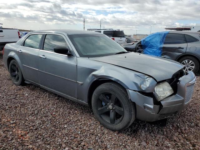 2C3KA43R66H476897 - 2006 CHRYSLER 300 SILVER photo 4