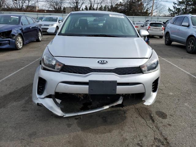 3KPA24AB2KE221082 - 2019 KIA RIO S SILVER photo 5