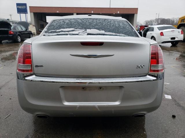 2C3CCAAG8CH312335 - 2012 CHRYSLER 300 SILVER photo 6