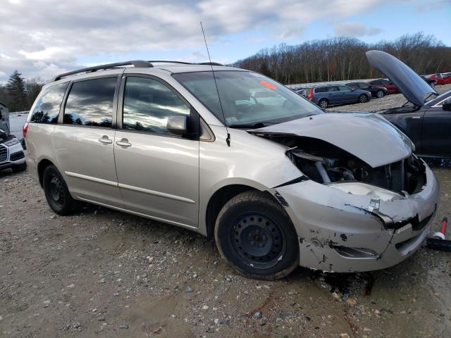 5TDZK23C09S236757 - 2009 TOYOTA SIENNA CE SILVER photo 4