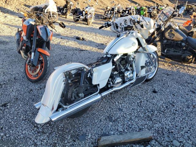 1HD1KB4168Y644241 - 2008 HARLEY-DAVIDSON FLHX WHITE photo 4