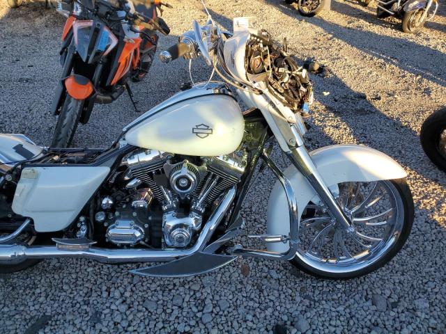 1HD1KB4168Y644241 - 2008 HARLEY-DAVIDSON FLHX WHITE photo 5