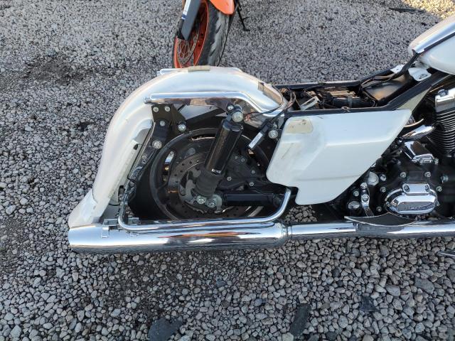 1HD1KB4168Y644241 - 2008 HARLEY-DAVIDSON FLHX WHITE photo 6