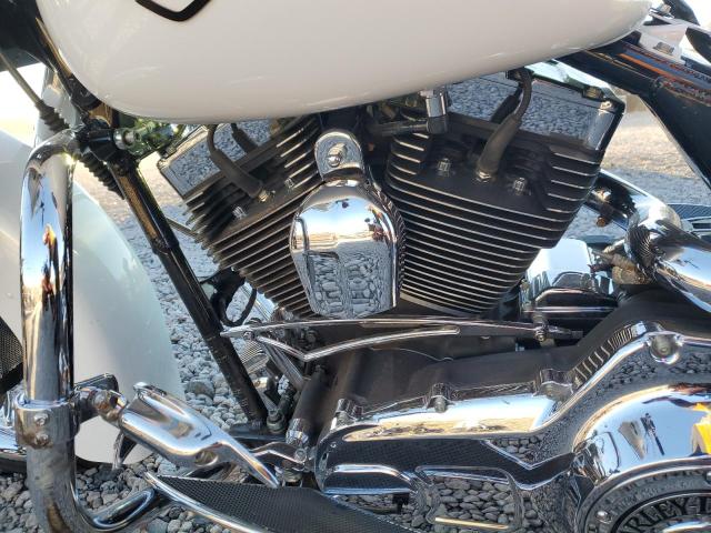 1HD1KB4168Y644241 - 2008 HARLEY-DAVIDSON FLHX WHITE photo 7