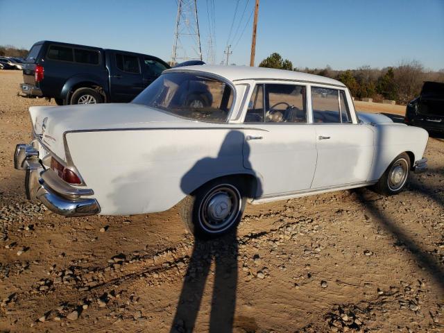 11101212138737 - 1965 MERCEDES-BENZ 220 S WHITE photo 3