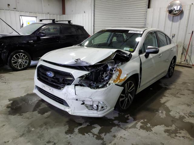 4S3BNAR66J3010507 - 2018 SUBARU LEGACY SPORT WHITE photo 1