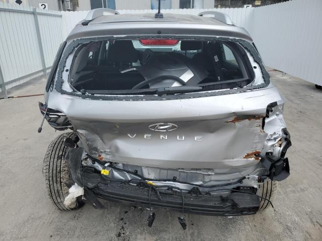 KMHRC8A38RU282332 - 2024 HYUNDAI VENUE SEL SILVER photo 6