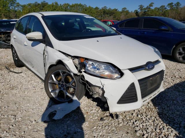 1FADP3K23EL320941 - 2014 FORD FOCUS SE WHITE photo 1