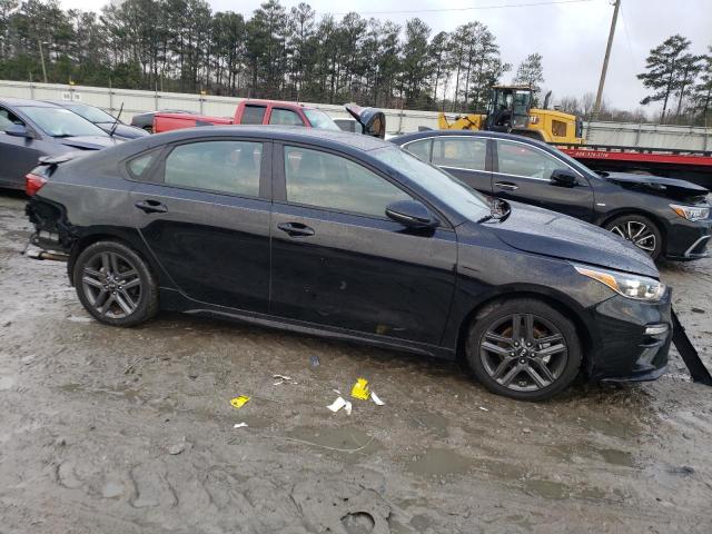 3KPF34AD2ME286327 - 2021 KIA FORTE GT LINE BLACK photo 4