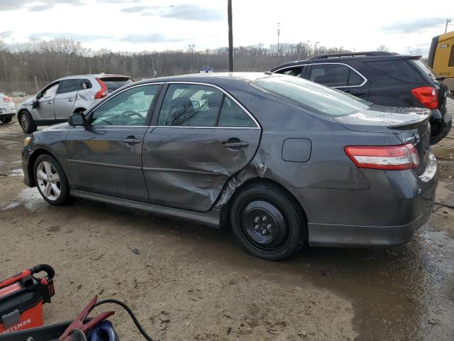 4T1BF3EK3BU225300 - 2011 TOYOTA CAMRY BASE GRAY photo 2