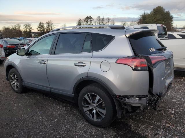 2T3RFREVXGW518007 - 2016 TOYOTA RAV4 XLE SILVER photo 2