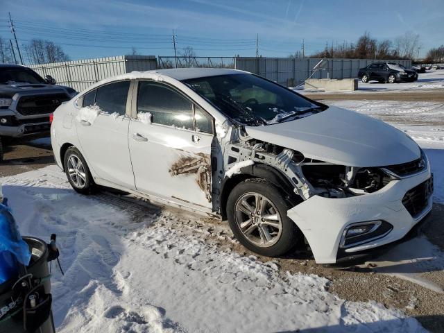 1G1BE5SM3H7248052 - 2017 CHEVROLET CRUZE LT WHITE photo 4