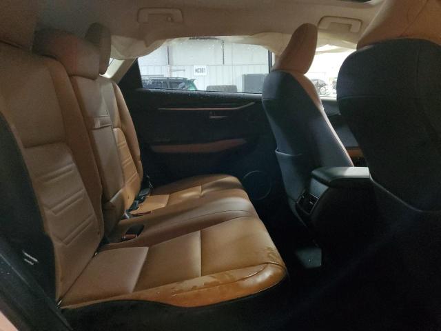 JTJBARBZ2J2168750 - 2018 LEXUS NX 300 BASE 白色 照片 11