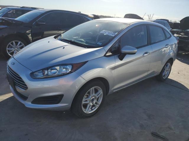 3FADP4BJ8HM157610 - 2017 FORD FIESTA SE SILVER photo 1