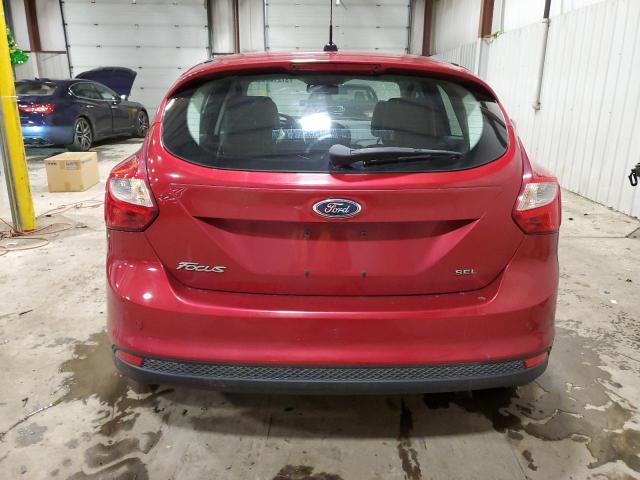 1FAHP3M29CL213257 - 2012 FORD FOCUS SEL RED photo 6