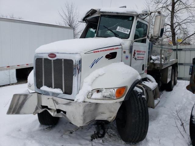 2NP3LN0X5CM159854 - 2012 PETERBILT 348 WHITE photo 2