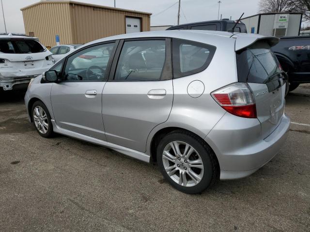 JHMGE8G57BS000812 - 2011 HONDA FIT SPORT SILVER photo 2