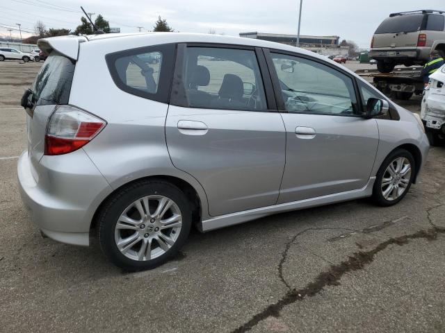 JHMGE8G57BS000812 - 2011 HONDA FIT SPORT SILVER photo 3