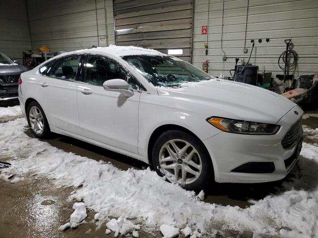 3FA6P0HD9GR382946 - 2016 FORD FUSION SE WHITE photo 4