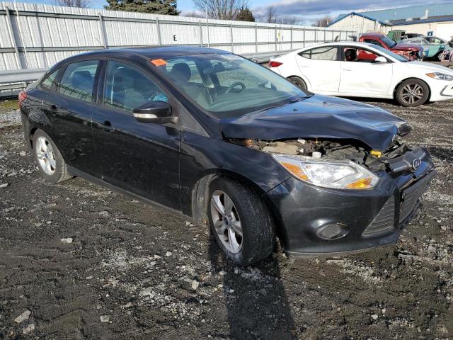 1FADP3F20EL188652 - 2014 FORD FOCUS SE BLACK photo 4