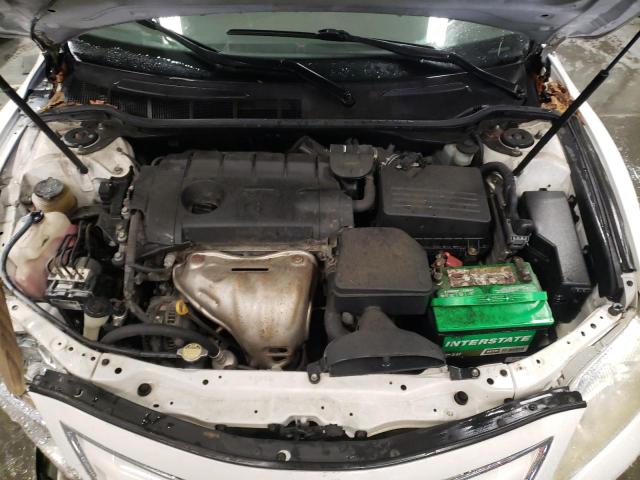 4T1BF3EK0BU641806 - 2011 TOYOTA CAMRY BASE WHITE photo 11