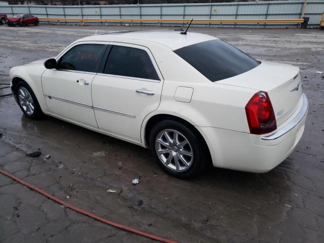 2C3KA63H88H251533 - 2008 CHRYSLER 300C CREAM photo 2