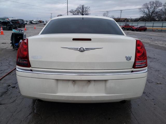 2C3KA63H88H251533 - 2008 CHRYSLER 300C CREAM photo 6