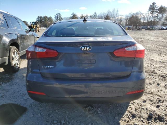 KNAFX4A63G5500874 - 2016 KIA FORTE LX GRAY photo 6