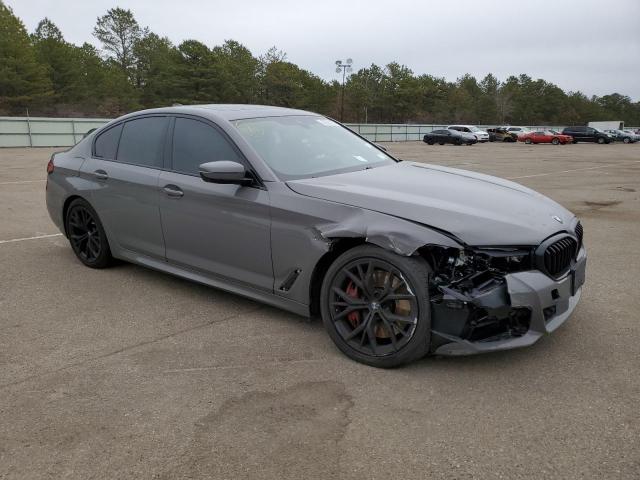 WBA73BJ00MWX01587 - 2021 BMW 540 XI GRAY photo 4