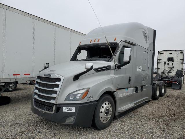 3AKJHHDRXLSLX7343 - 2020 FREIGHTLINER CASCADIA 1 SILVER photo 2