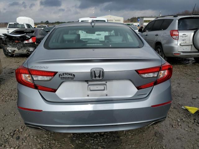 1HGCV1F9XJA121075 - 2018 HONDA ACCORD TOURING SILVER photo 6