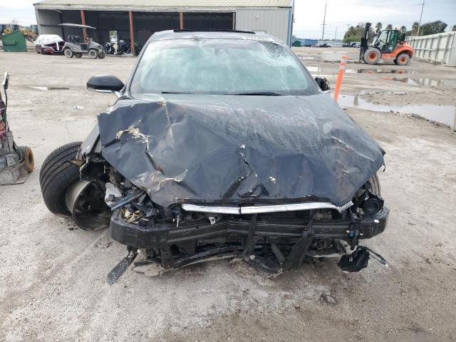 3LN6L5F91HR610467 - 2017 LINCOLN MKZ RESERVE შავი ფოტო 5