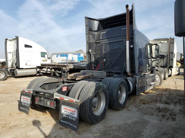 4V4NC9TH7GN952627 - 2016 VOLVO VN VNL BLACK photo 4