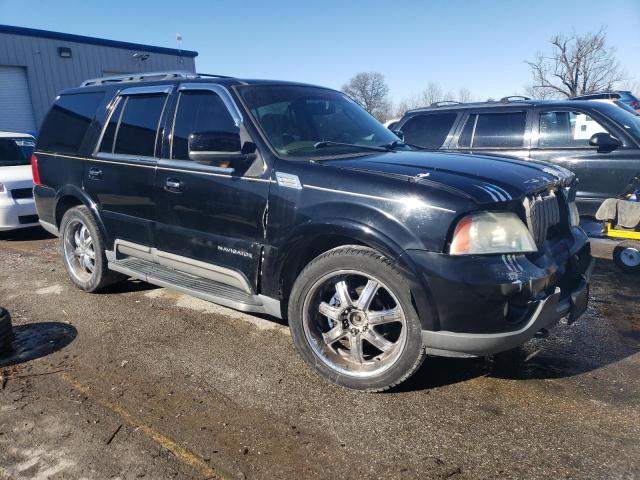 5LMFU28R74LJ08819 - 2004 LINCOLN NAVIGATOR BLACK photo 4